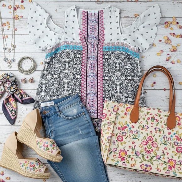 Top - Picture 2 of 16